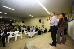 Governador entrega ônibus de combate ao câncer de Mama para o Grupo Onça Pintada - Foto Edemir Rodrigues (2)
