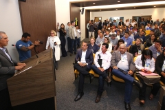 Governador participa do encerramento de seminário para Vereadores - Foto Edemir Rodrigues (2)