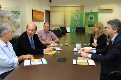 Recebe Liege Emmerza e Ministro do Itamaraty, João Carlos Parkinson - Foto Edemir Rodrigues (6)