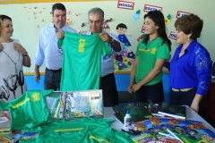 Governador recepciona alunos e entrega kit escolar - Foto Edemir Rodrigues (10)