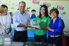 Governador recepciona alunos e entrega kit escolar - Foto Edemir Rodrigues (13)