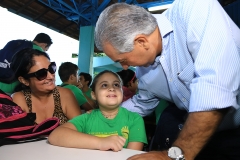 Governador recepciona alunos e entrega kit escolar - Foto Edemir Rodrigues (16)