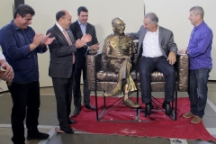 Estátua em bronze (149)