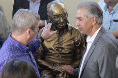 Estátua em bronze (337)