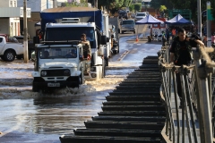 Governador visita desabrigados da cheia do rio Aquidauana e entrega mantimentos-Foto Edemir Rodrigues (10)