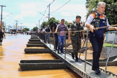 Governador visita desabrigados da cheia do rio Aquidauana e entrega mantimentos-Foto Edemir Rodrigues (31)