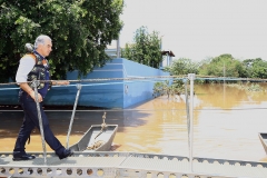 Governador visita desabrigados da cheia do rio Aquidauana e entrega mantimentos-Foto Edemir Rodrigues (33)