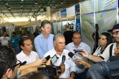 Governador_visita_feira_de_calçados_Foto_Edemir_Rodrigues (13)
