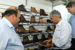 Governador_visita_feira_de_calçados_Foto_Edemir_Rodrigues (19)