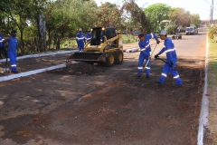Governador vistoria obras de recuperação asfáltica - Foto Edemir Rodrigue 3