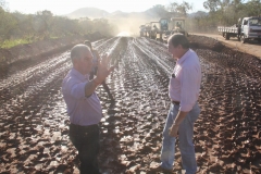 Governador visita obras e assina convênios em Bonito - Foto Chico Ribeiro