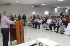 Governador visita obras e assina convênios em Bonito - Foto Chico Ribeiro