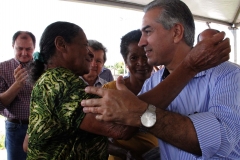 Taquarussu-praça-iluminação (11)