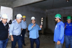 Governo vistoria obras da Santa Casa de Corumba - Foto Edemir Rodrigues