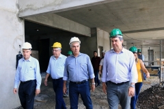 Governo vistoria obras da Santa Casa de Corumba - Foto Edemir Rodrigues