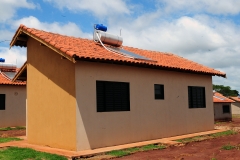 Governo entrega casas em Vicentina- Foto Edemir Rodrigues