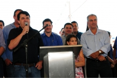 Governo entrega casas em Vicentina- Foto Edemir Rodrigues