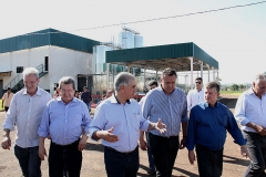 Governador entrega obras e assina ordem de serviço em Jateí e Vicentina - Foto Chico Ribeiro