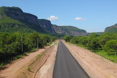 Obras de pavimentação da estrada parque de Piraputanga - Foto Edemir Rodrigues