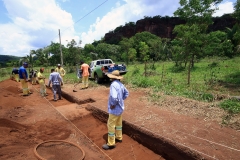 Trabalhos realizados pelos Arqueólogos - Foto Edemir Rodrigue