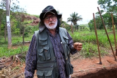 Trabalhos realizados pelos Arqueólogos - Foto Edemir Rodrigue