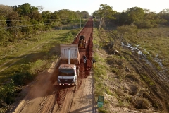 Obras de cascalhamento na Curva do Leque - Foto Edemir Rodrigues