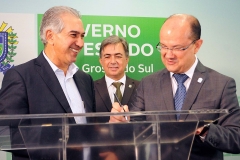 Governador_empossa_novo_Secretario_de_Seguranca_e_entrega_viaturas_para_bombeiros_e_Agepen_Foto Edemir Rodrigues (2)