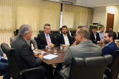 Reunião do Governador com Representantes da JBS, A. Legislativa, Ministério Publico e Sind. dos Trabalhadores - Foto Edemir Rodrigues