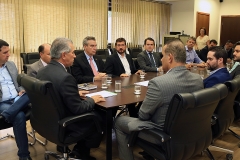 Reunião do Governador com Representantes da JBS, A. Legislativa, Ministério Publico e Sind. dos Trabalhadores - Foto Edemir Rodrigues (7)