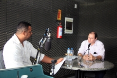 Entrevista a rádio - Foto Edemir Rodrigues (2)